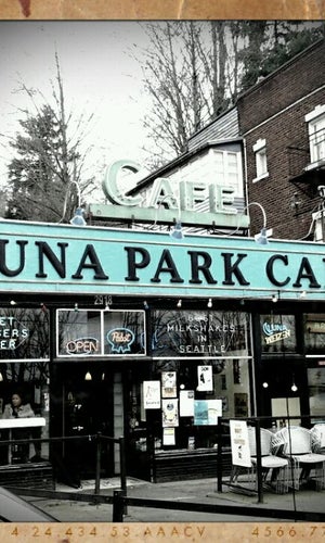 Luna Park Cafe