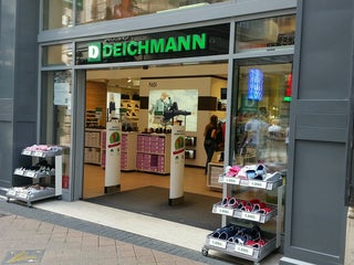 lejlighed Syd klatre Shoe Store: Deichmann nearby Budapest in Hungary: 3 reviews, address,  website - Maps.me