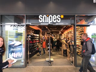 snipes stores
