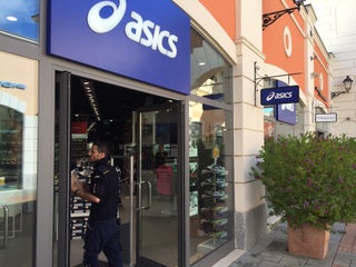 asics store rome