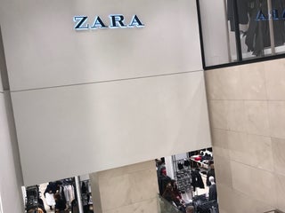 Clothes shop: Zara nearby Bergamo in Italy: 0 reviews, address, website -  Maps.me