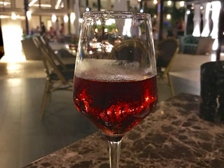 Juici Beef Plaza - Restaurant: Juici Patties Plaza nearby Mandeville in Jamaica: 4 reviews,  address, website - Maps.me