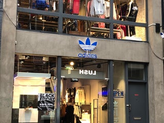 Adidas showroom top in amsterdam