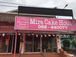 Mira cake house
