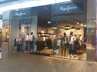 Clothes shop: Pepe Jeans Wroclaw in Poland: 0 address, website - Maps.me