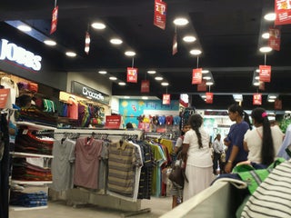 Clothes shop: Fashion Bug nearby Kandy in Sri Lanka: 1 reviews, address,  website 