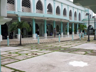 Azim masjid al Tentang Masjid