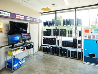 Computer Store nearby Prairie Village, United States of America