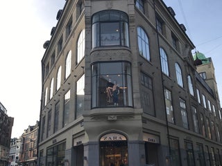 Clothes shop: Zara nearby Copenhagen in address, website Maps.me