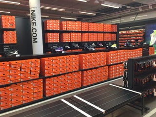 Sports Goods: Nike Factory Store nearby Groningen in The Netherlands: 0 website -