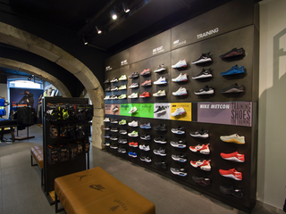 Sports Goods: Nike Store nearby Lisbon in 4 reviews, address, website - Maps.me