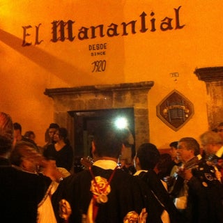 MexicGo nightlife - San Miguel de Allende, Mexico: El Manantial (Bar)
