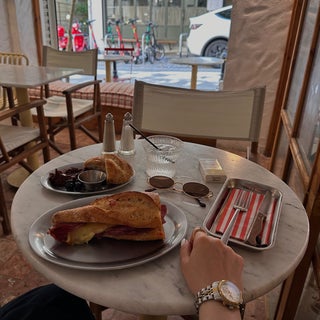 breakfast photo