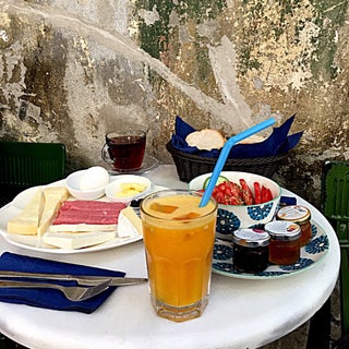 breakfast photo