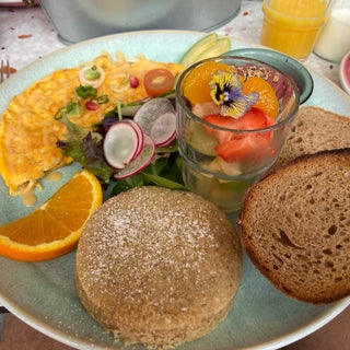 breakfast photo