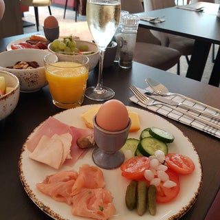 breakfast photo