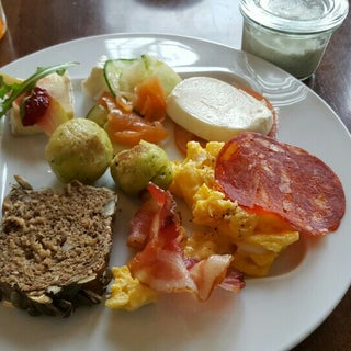 breakfast photo