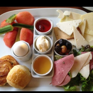 breakfast photo