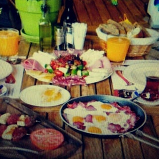breakfast photo