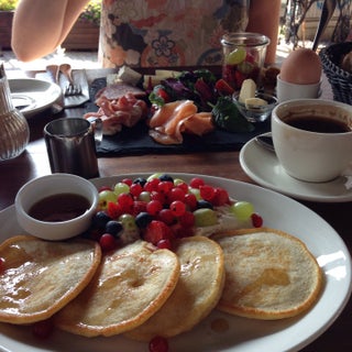breakfast photo