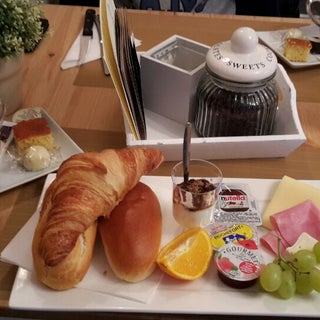 breakfast photo