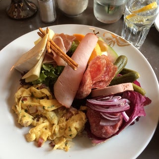 breakfast photo
