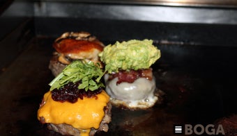 The 13 Best Places for Burgers in Cabo San Lucas
