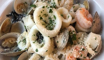 The 9 Best Places for Garlic Butter Sauce in Brooklyn