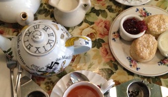 The 9 Best Places for Berry Tea in New York City