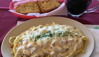 The 11 Best Places for Chicken Alfredo in Los Angeles
