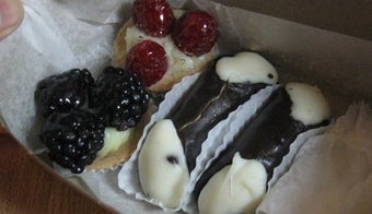 The 15 Best Places for Cannoli in Queens