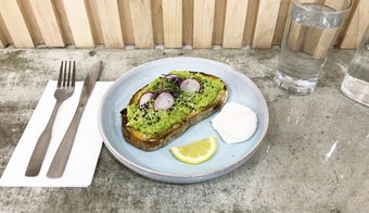 The 15 Best Places for Toast in the Financial District, New York