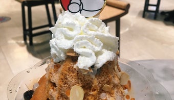 The 7 Best Places for Whipped Cream in Bangkok