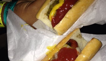 The 7 Best Places for Hot Dogs in Berkeley