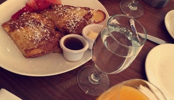 The 15 Best Places for Brunch Food in Midtown East, New York