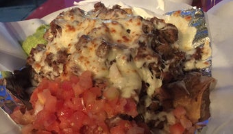 The 9 Best Places for Beef Nachos in Los Angeles