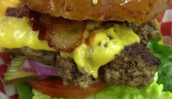 The 15 Best Places for Cheeseburgers in Houston