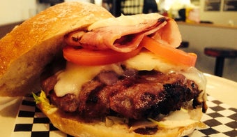 The 15 Best Places for Cheeseburgers in Barcelona