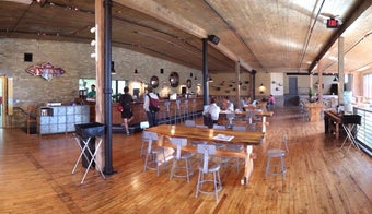 The 15 Best Places with Plenty of Outdoor Seating in Milwaukee