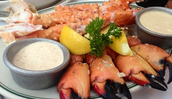 The 11 Best Places for Crab Legs in Miami Beach