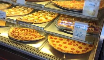 The 15 Best Places for Thin Crust Pizza in San Diego