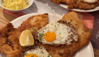 The 15 Best Places for Big Portions in Munich