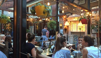 The 15 Best Places with a Full Bar in London