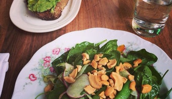 The 11 Best Places for Spinach Salad in the West Village, New York