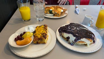 The 15 Best Places for Breakfast Food in Traverse City