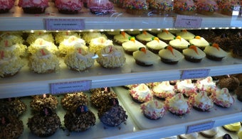 The 9 Best Places for Cupcakes in Riverside