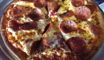 The 7 Best Places for Cheese Pizza in Toledo