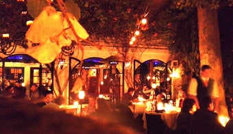 The 15 Best Romantic Date Spots in Mid-City West, Los Angeles
