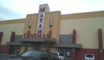 The 7 Best Places for Movies in Bakersfield