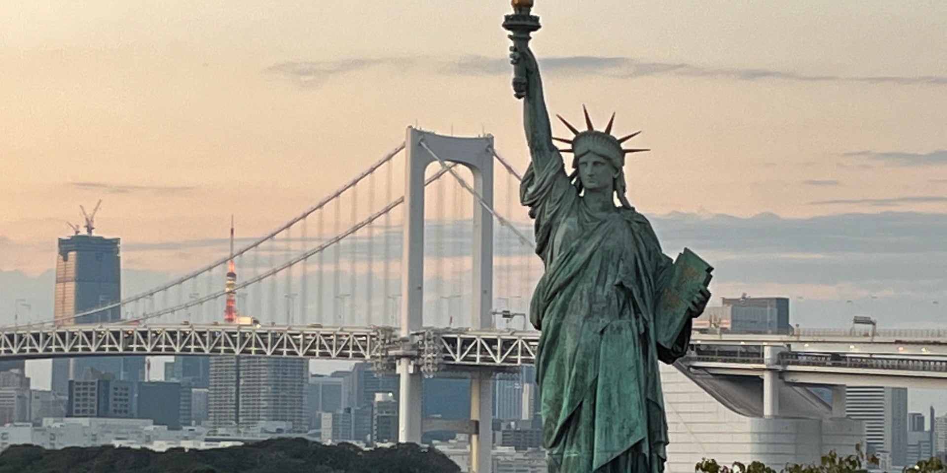 Statue of Liberty (自由の女神像)